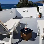 Theo's Vacation Holiday home